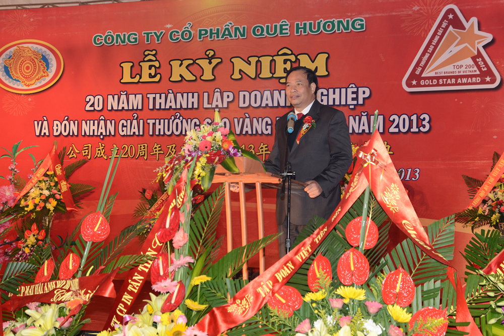 Bánh Đậu Xanh Quê Hương: Kỷ niệm 20 năm thành lập  Doanh nghiệp và đón nhận Giải thưởng Sao Vàng Đất Việt năm 2013